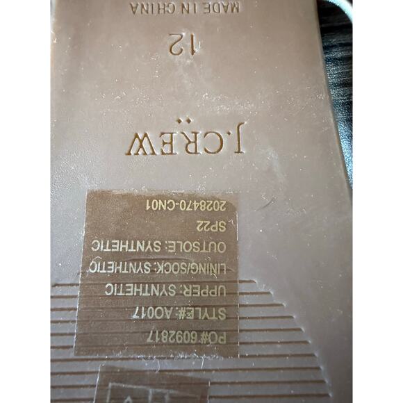 NWT J.Crew Factory Easy Summer Metallic Gold Flip-Flops Sz. 12 - Picture 3 of 8